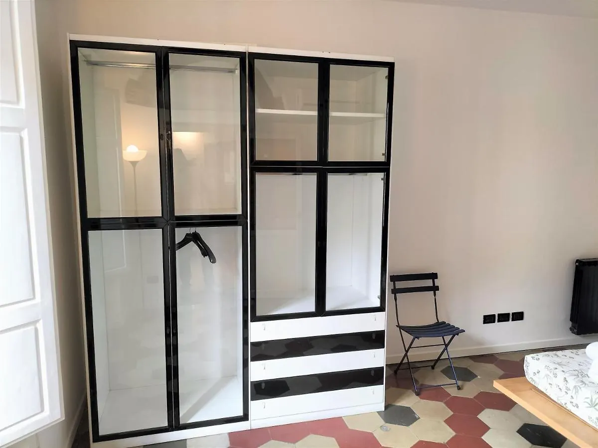 Donizetti Elegant Apartment Florence Italy